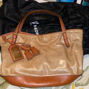 Tan/brown leather purse